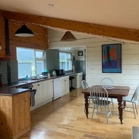 Artists And Writers Farm Space Apartamento